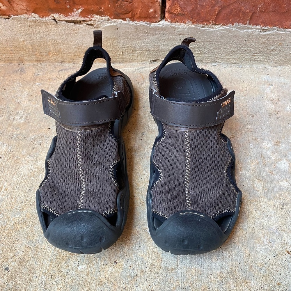 Crocs Mens 7 Brown Hiking Outdoor Comfort Casual Sandals - Picture 2 of 8